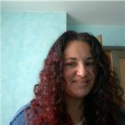 Soy Educadora Social, y mi especialidad son niños con nesidades educativas especiales. Trabajo de forma personaliza